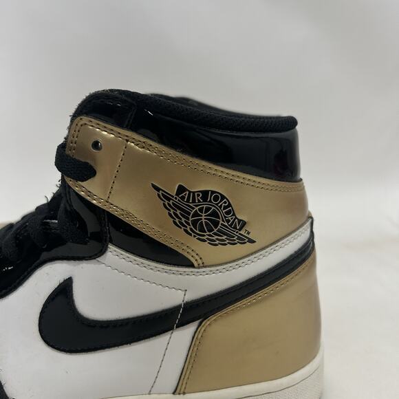 Nike Air Jordan 1 Retro High OG NRG “Patent Gold Toe" - Picture 9 of 13